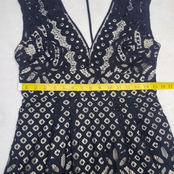 Free People One Million Lovers Black Lace Mini Dress Size 12 deep V strappy back - Picture 8 of 15
